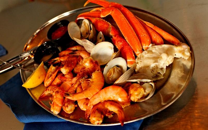 North Banks Restaurant & Raw Bar